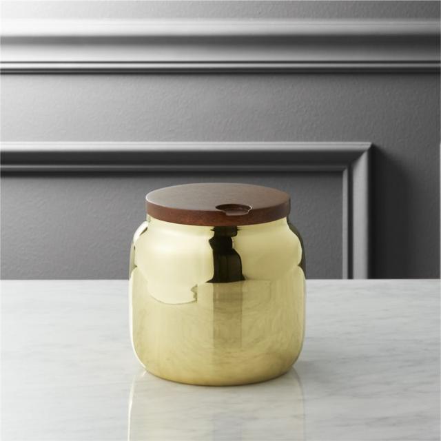 capsule gold canister