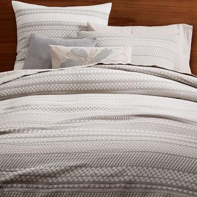 Organic Washed Woven Dot Duvet Cover
