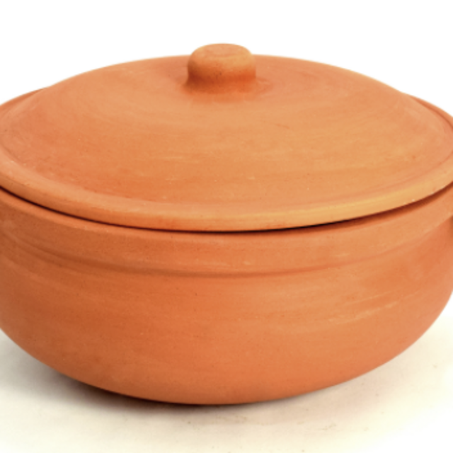 Clay Curry Pot