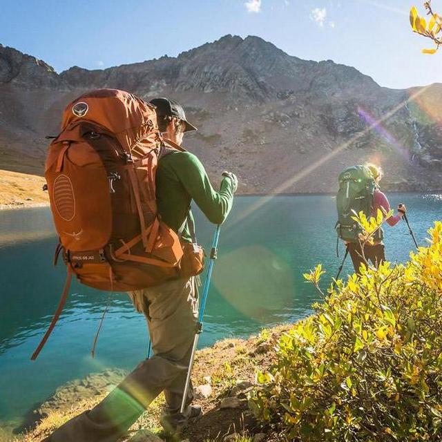 Hiking Backpack (Osprey Atmos AG 65)