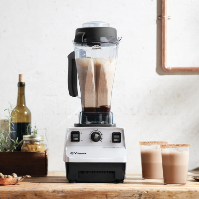 Vitamix Blender (5200, White)