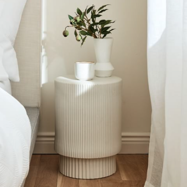 Fluted Side Table (13"–16")