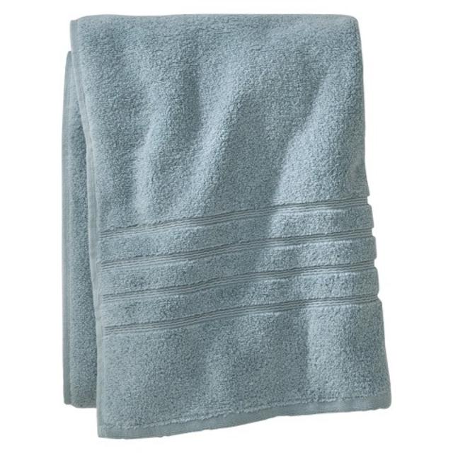 Fieldcrest Luxury Solid Towels product details page
