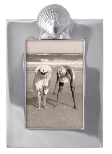 Scallop Frame