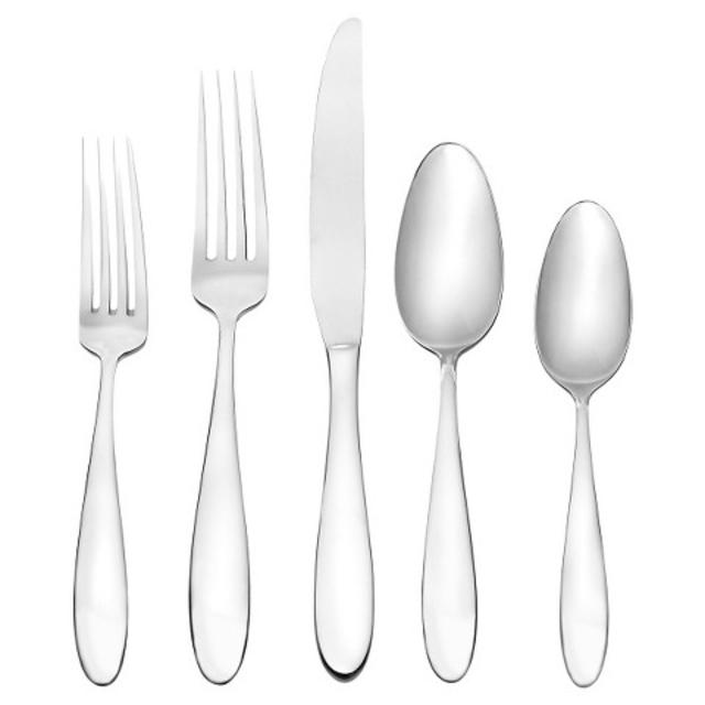 Oneida Landon 45 Piece Flatware Set 