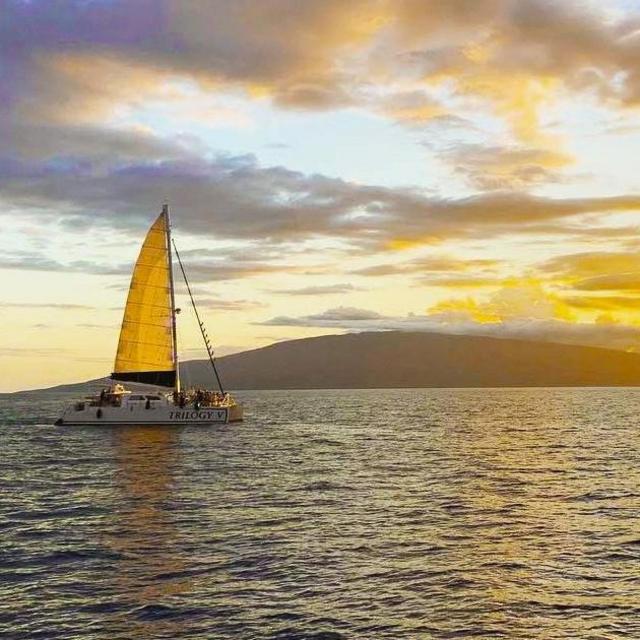 Hawaii Sunset Dinner Cruise for Two
