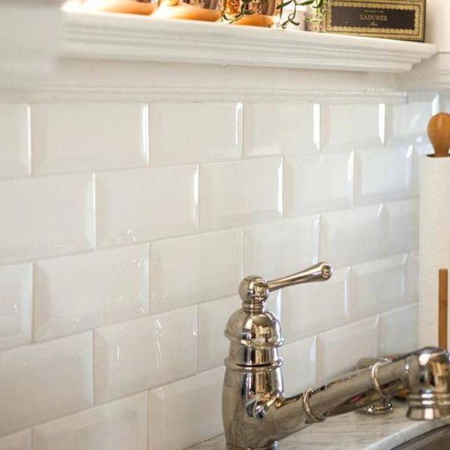 15 square feet of backsplash