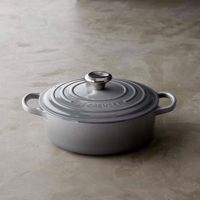 Le Creuset Signature Round Wide Dutch Oven, 3 1/2-Qt., French Grey