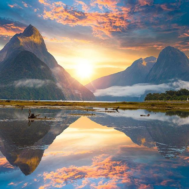 Hiking the Milford Track in New Zealand!