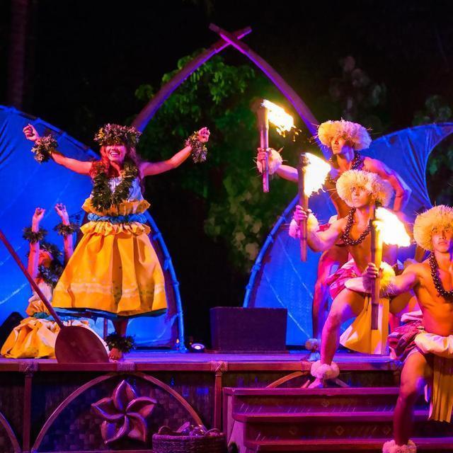 Luau at Paradise Cove, Oahu