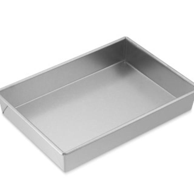Williams Sonoma Traditionaltouch Rectangular Cake Pan, 9" x 13"