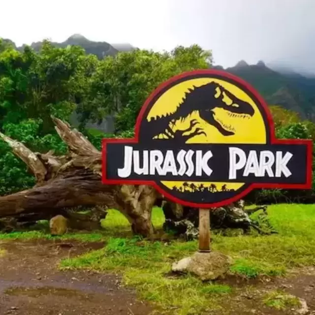 Jurassic Valley - Raptor Tour