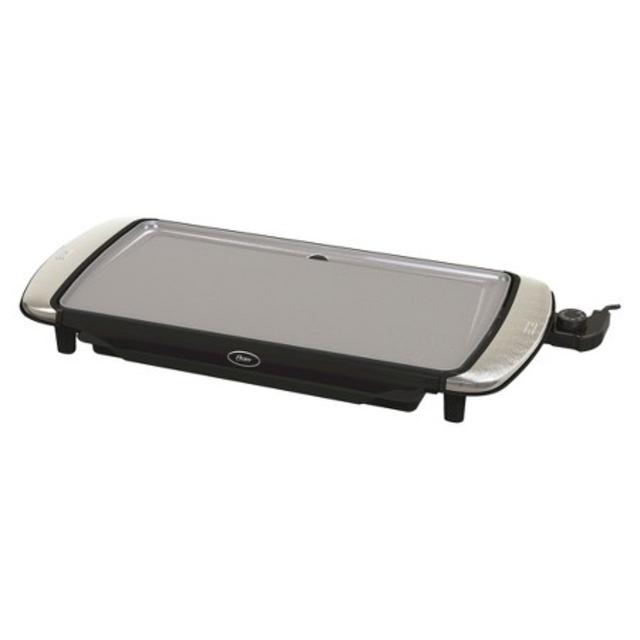 Product description page - Oster® DuraCeramic™ 10 x 20 Electric Griddle w/Warming Tray, CKSTGRFM20-ECO
