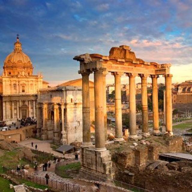 Ancient Rome and Colosseum Half-Day Walking Tour