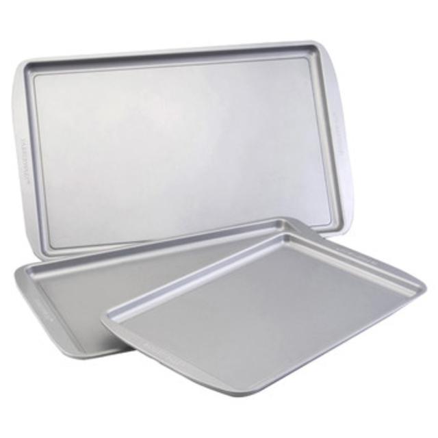 Nonstick 3 Piece Baking Sheet Set                        by                    Farberware