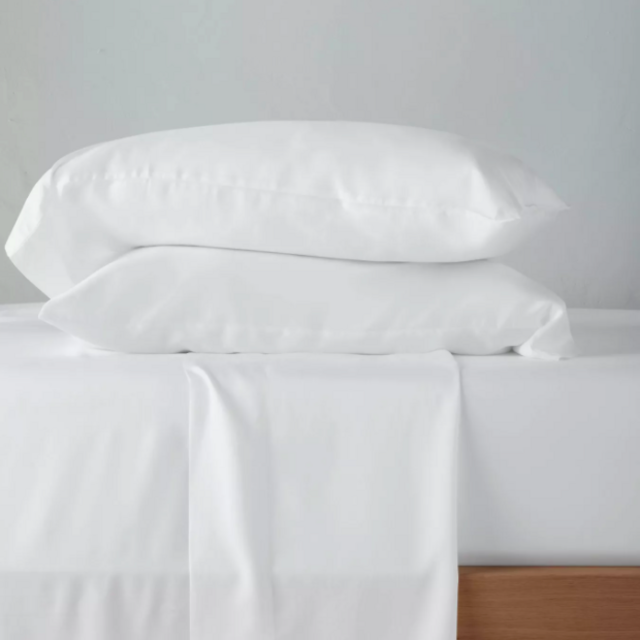 400 Thread Count Washed Lyocell Solid Sheet in White, Size Queen - Casaluna™