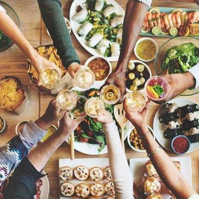 Kitchen, Grill, Dining & Hosting