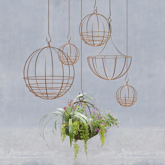 Sphere Hanging Basket, 11"