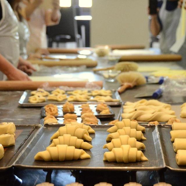 Le Croissant & Pastries Class in Paris