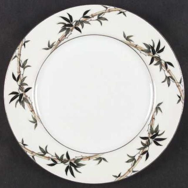 Dinner Plate in Bali Hai by Kent (Japan)