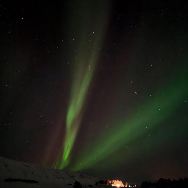 Vote for Iceland as Honeymoon Destination