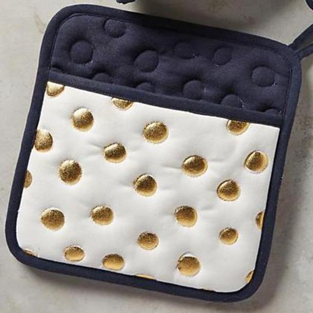 Gold Polka Dotted Pot Holder
