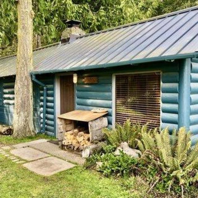 Vendovi Cabin