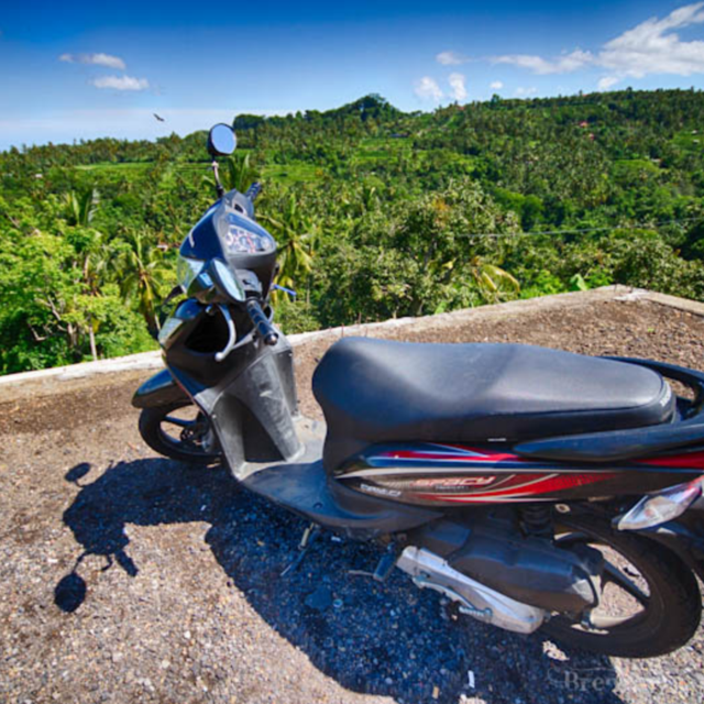 Moped Rentals - Nusa Lembongan