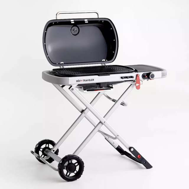 Weber ® Traveler Portable Black LP Gas Grill