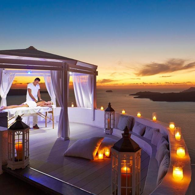 Couples Massage in Santorini (Honeymoon)