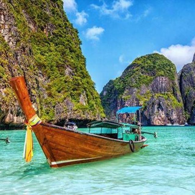 Phi Phi Islands Boat Day