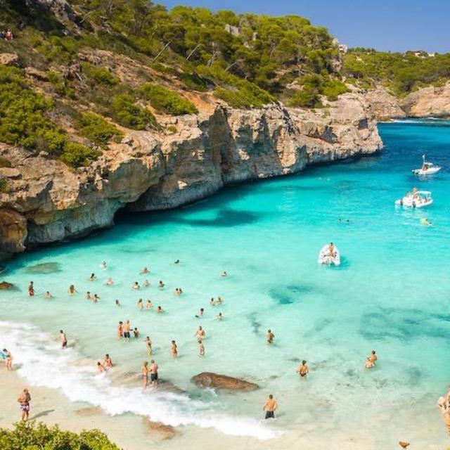 Flight from Barcelona to Menorca Island