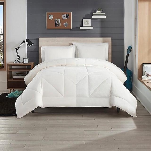UGG® Corey 2-Piece Reversible Twin/Twin XL Comforter Set in Black Plaid