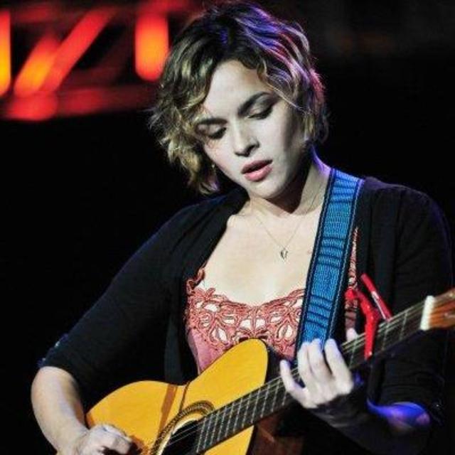 Norah Jones Concert in Paris