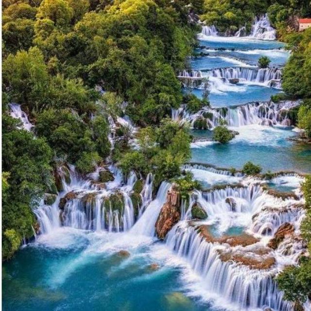 Croatia WATERFALL tour -Venmo
