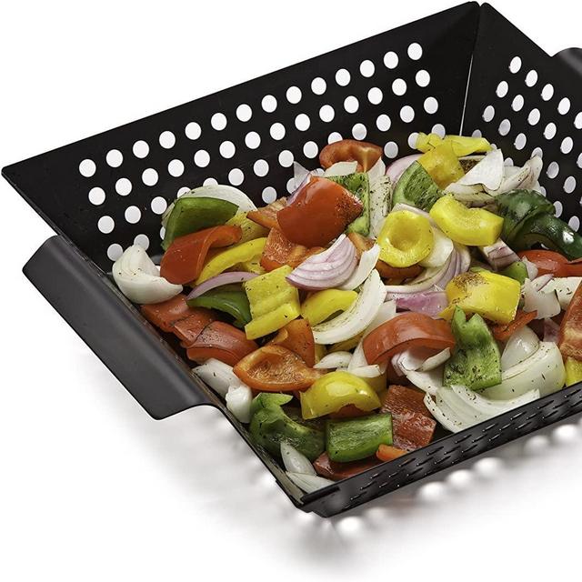 Cuisinart CNW-328 Non Stick 11-Inch, 11 x 11, Grill Wok, 11" x 11"