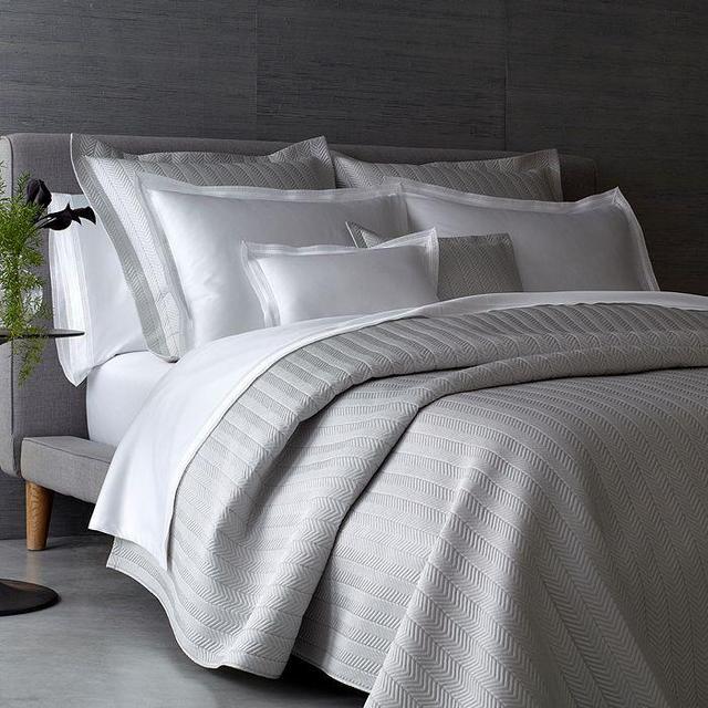 Matouk Netto King Quilt in "Bone"