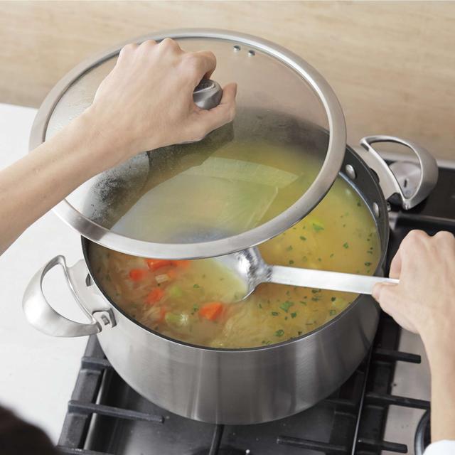 Scanpan CTQ Nonstick Dutch Oven with Lid