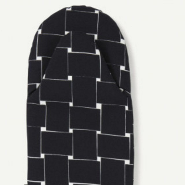 Basket oven mitten