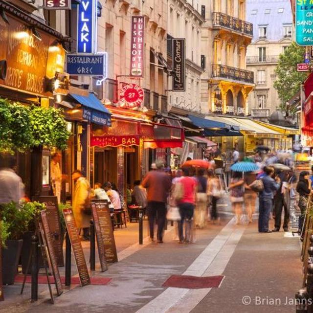 Dinner in Latin Quarter in Paris