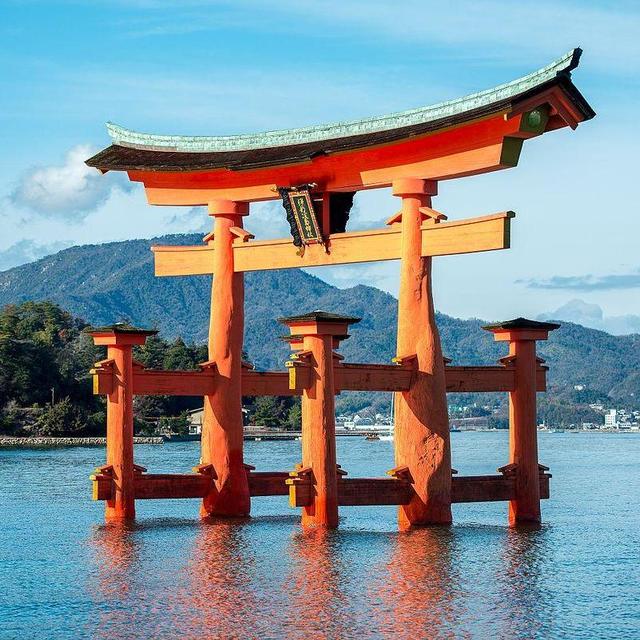 A Day in Miyajima