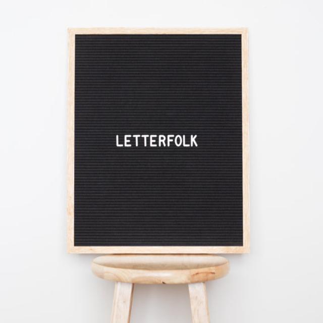 16"x20" Letter board w/ 290-characters — Black felt, light oak wood frame