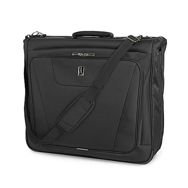 TravelPro Maxlite 4 Bi-Fold Garment Bag in Black