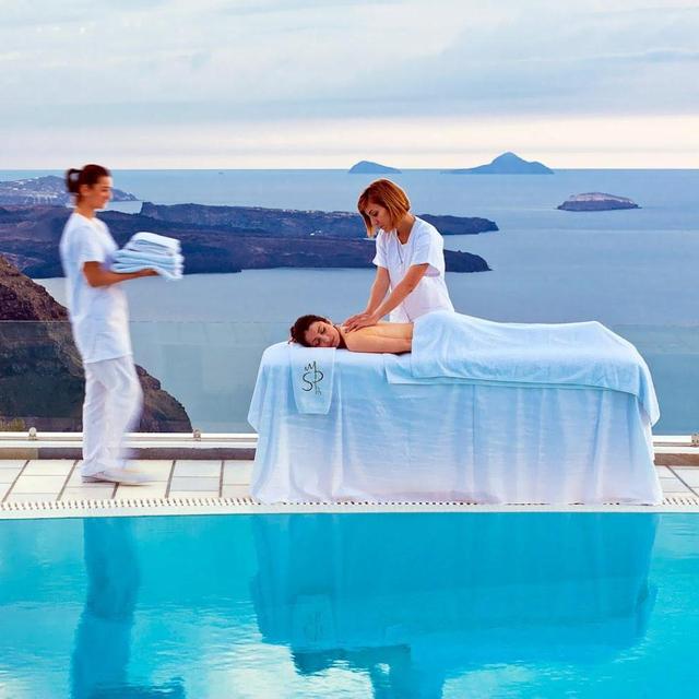 Couples Massage in Santorini