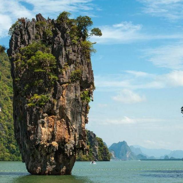 Tour with Private Boat- Phi Phi Islands
