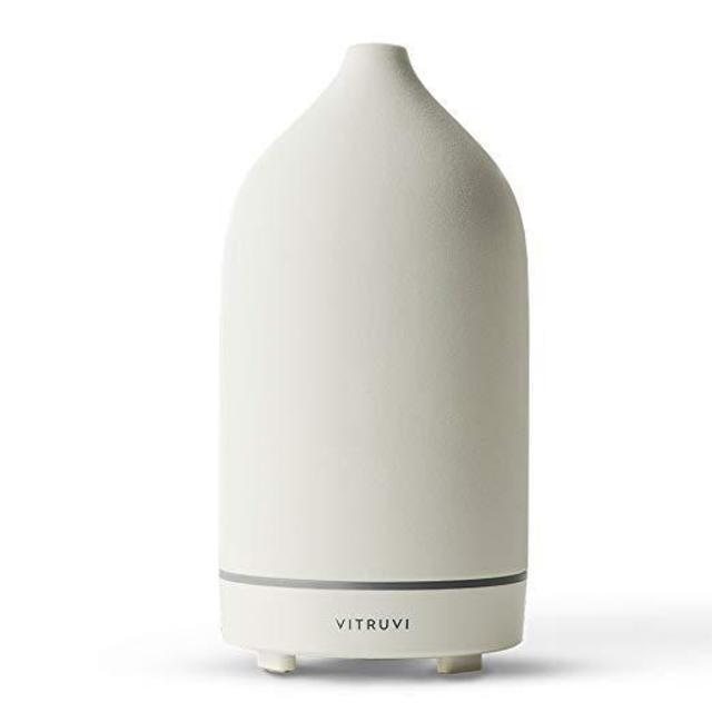 Vitruvi Stone Diffuser, Hand-Crafted Ultrasonic Essential oil Diffuser for Aromatherapy, Ceramic, White, 1 Count