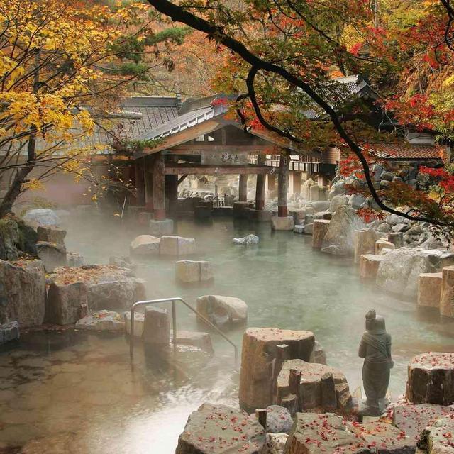 A Day at Japan's Most Scenic River Hot Spring
