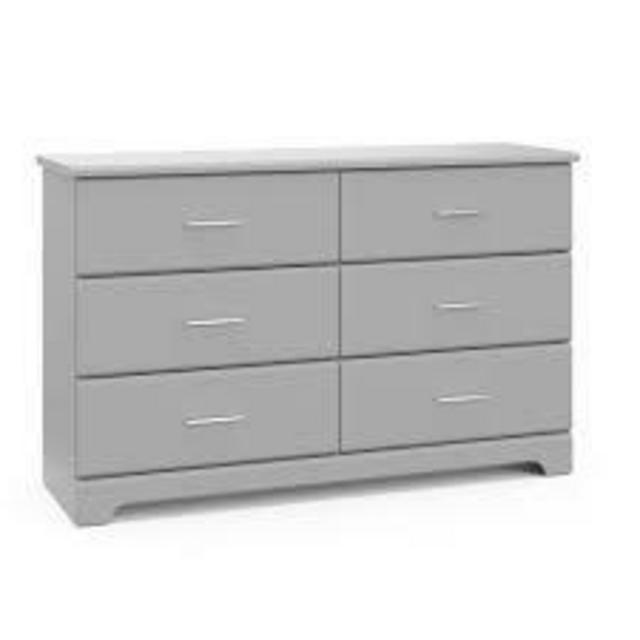 Storkcraft Brookside 6 Drawer Dresser