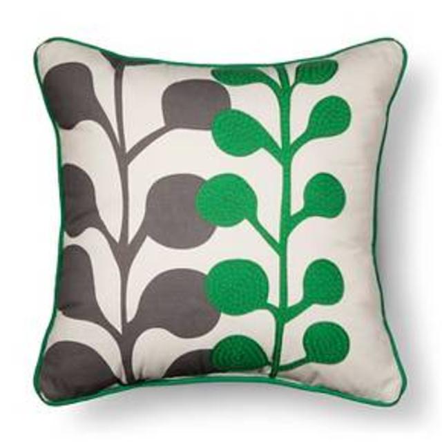 Product description page - Room Essentials™ Embroidered Floral Toss Pillow