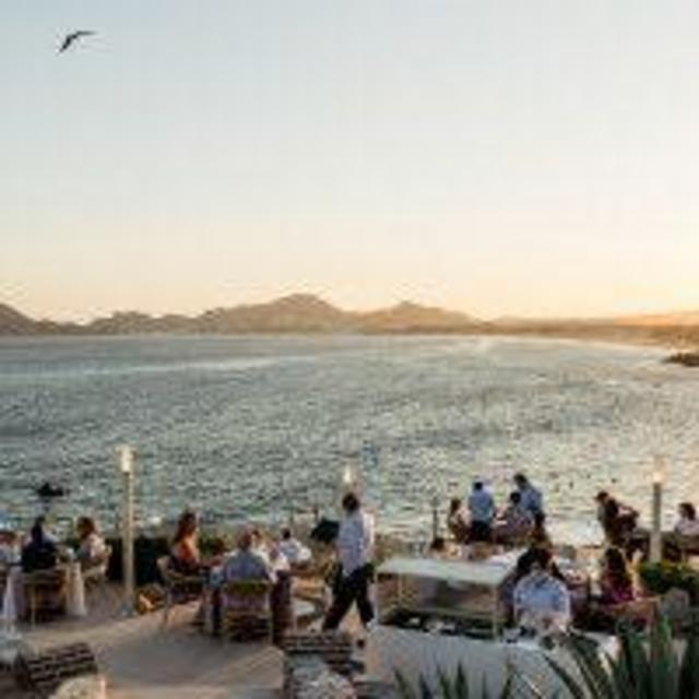 Dinner at Sunset Monalisa